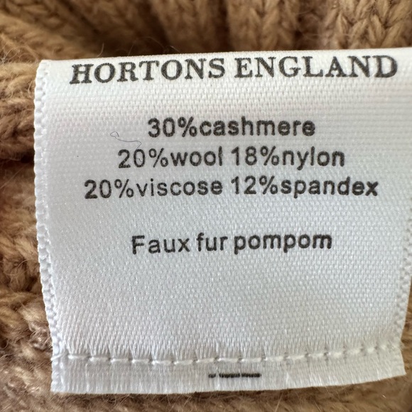 Hortons England Cashmere Wool Ribbed Knit Beanie Faux Fur Pompom Beige One Size‎